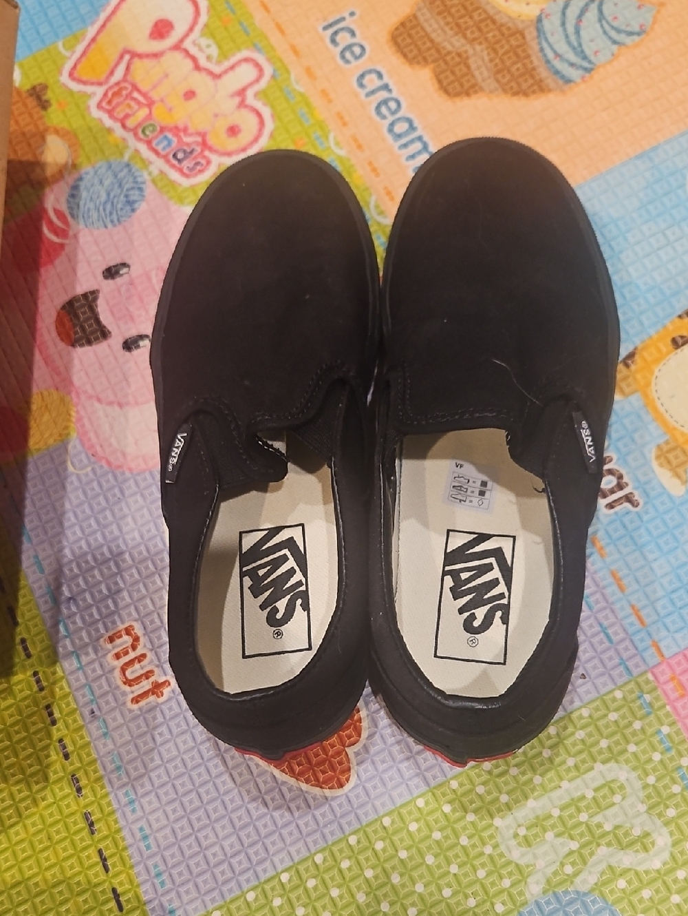 Like New, Worn Once, SZ. 3.5  Vans BLACK CLASSIC SLIP ON